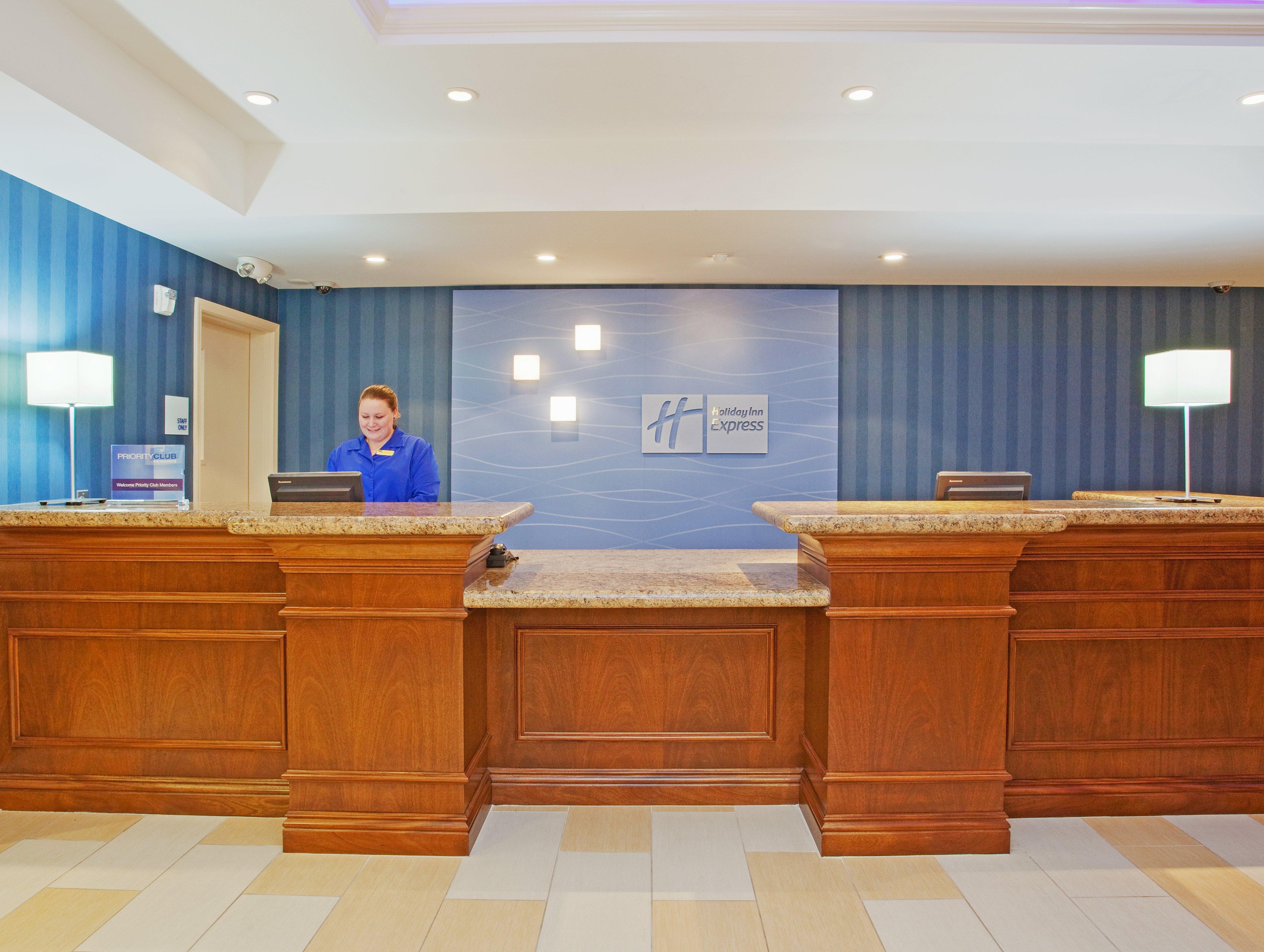 Holiday Inn Express Hotel & Suites Santa Cruz By Ihg Exterior photo